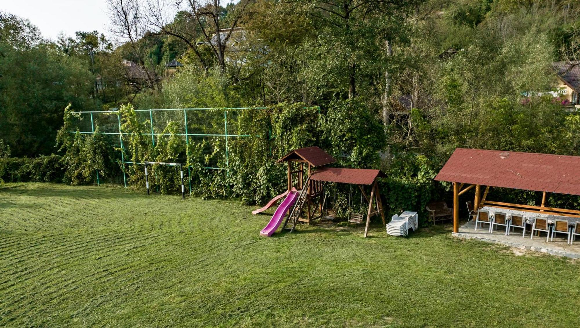Pensiunea Marinela Sighetu Marmaţiei Esterno foto
